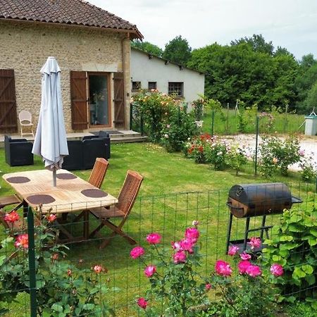 Chez Lucia A 15Min De Perigueux A 6Km Autoroute A89 Apartment Eglise-Neuve-de-Vergt Bagian luar foto