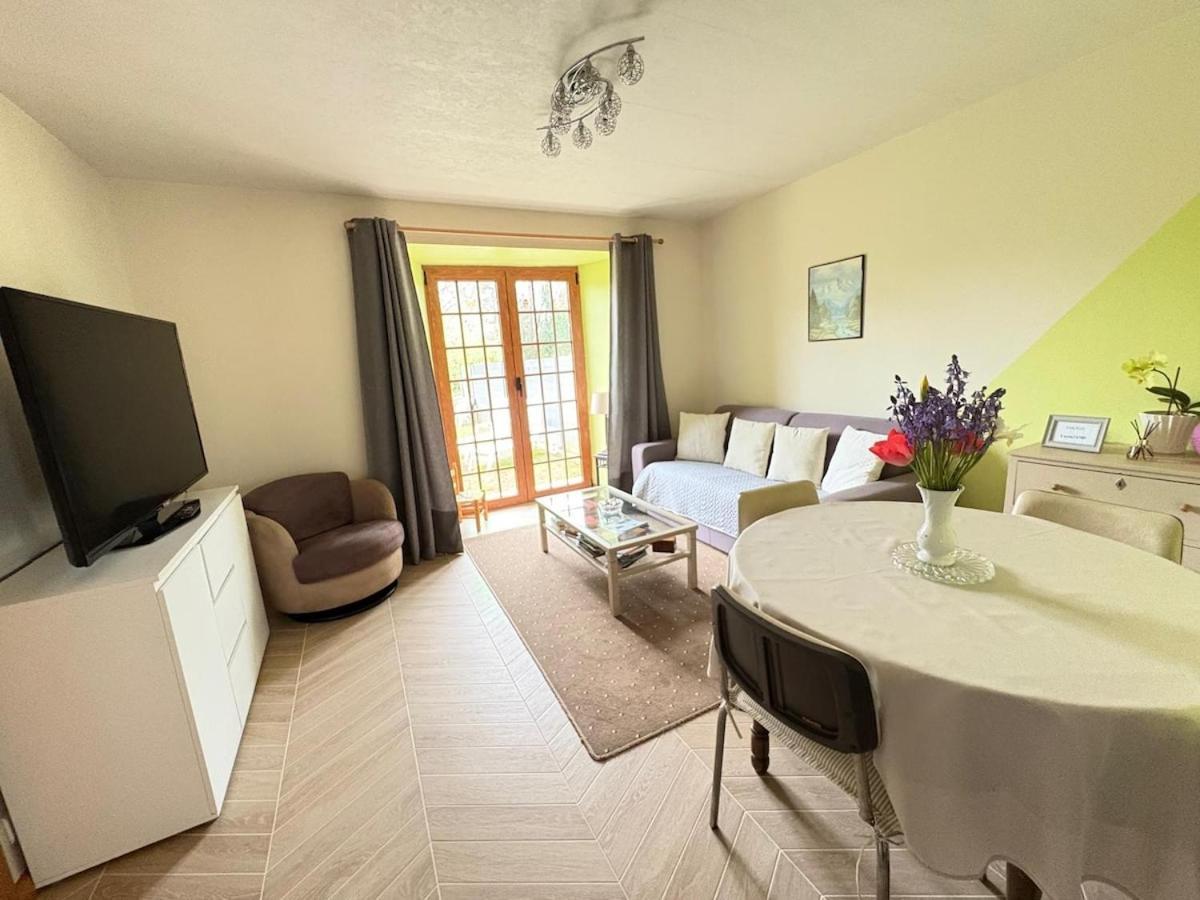 Chez Lucia A 15Min De Perigueux A 6Km Autoroute A89 Apartment Eglise-Neuve-de-Vergt Bagian luar foto